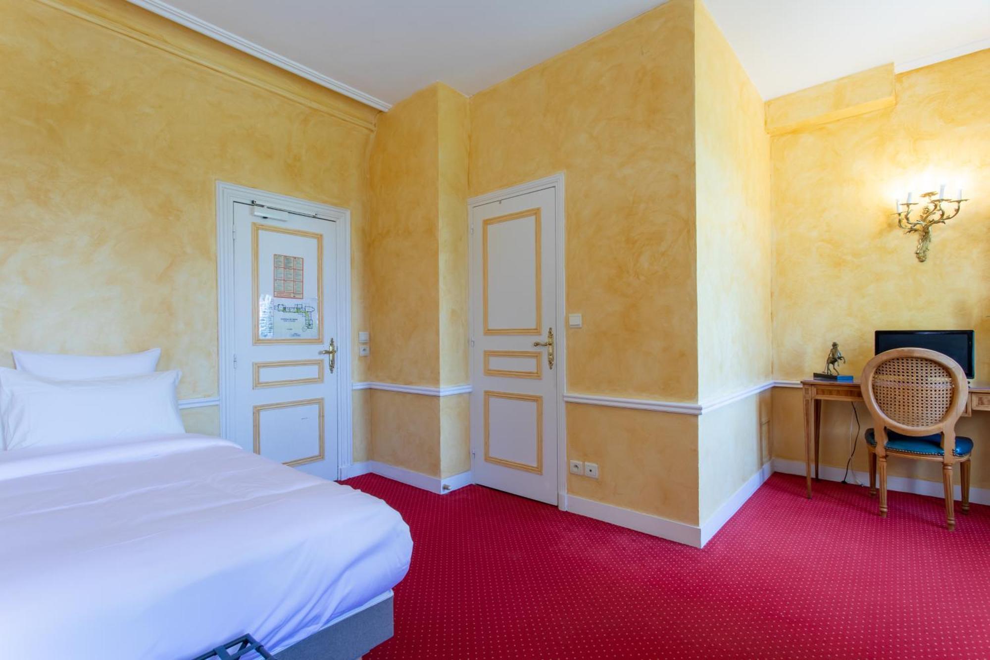 Chateau De Razay Cere-la-Ronde Bagian luar foto